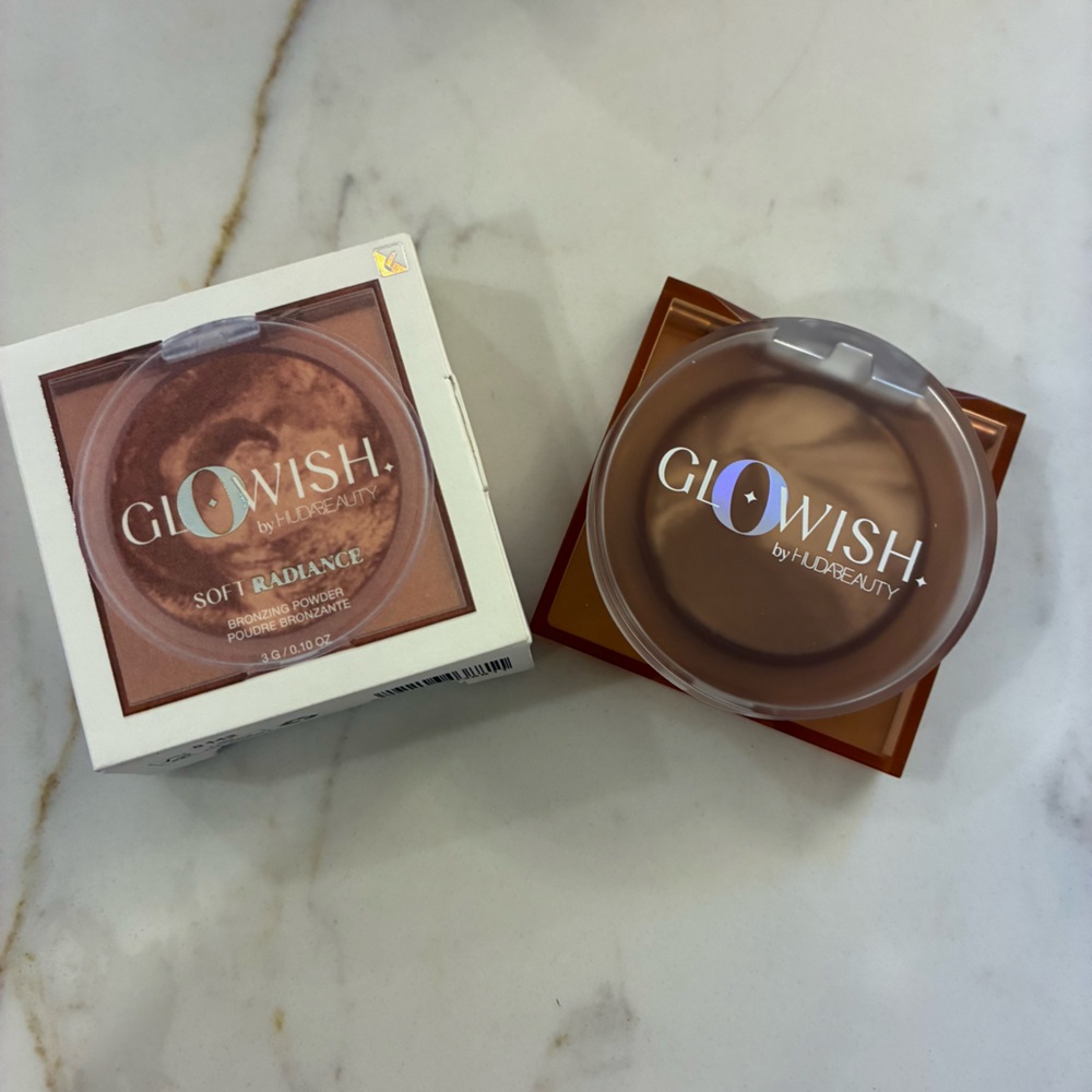 Huda Glowish beauty bronzing powder in medium. Brand new! Famous makeup!